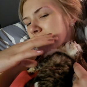 Meet your Posher, Veronica